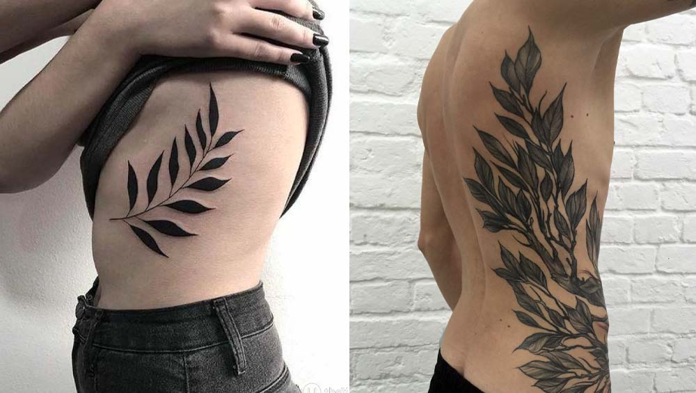 Татуировки на ребрах в виде цветов, листьев и веток