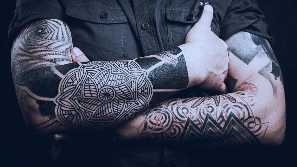 Татуировка - это искусство: как найти свой стиль и создать уникальный образ