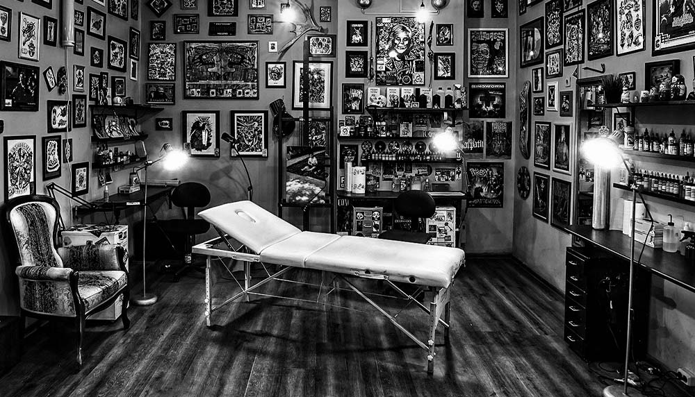 Как выбрать тату-мастера и тату-салон, которые подходят именно вам: практические советы от журнала о татуировках