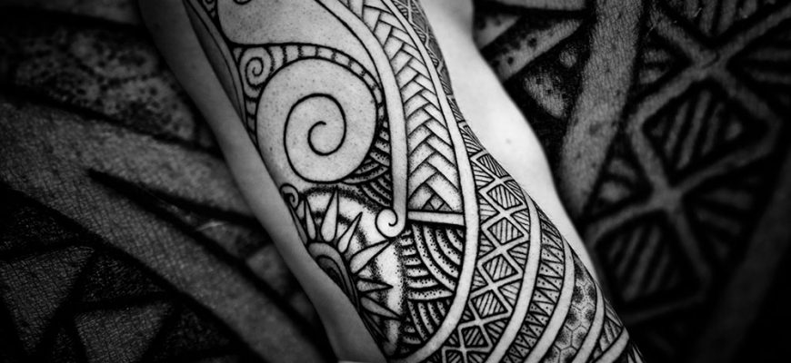 Вплетитесь в культурное наследие и уникальные узоры с татуировкой в этническом стиле, где каждый элемент несет в себе глубокий смысл и историю.