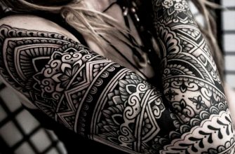 Окунитесь в мир утонченных деталей и красочных узоров с татуировкой в стиле орнаментал, где каждая линия создает изысканный и уникальный образ.