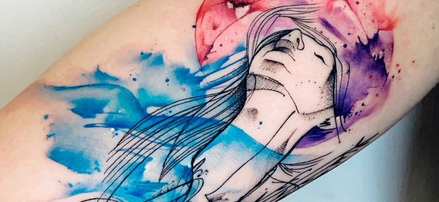 Окунитесь в мир живописных образов с татуировкой в стиле акварель, где каждая краска на вашей коже создает уникальное и волнующее визуальное восприятие.
